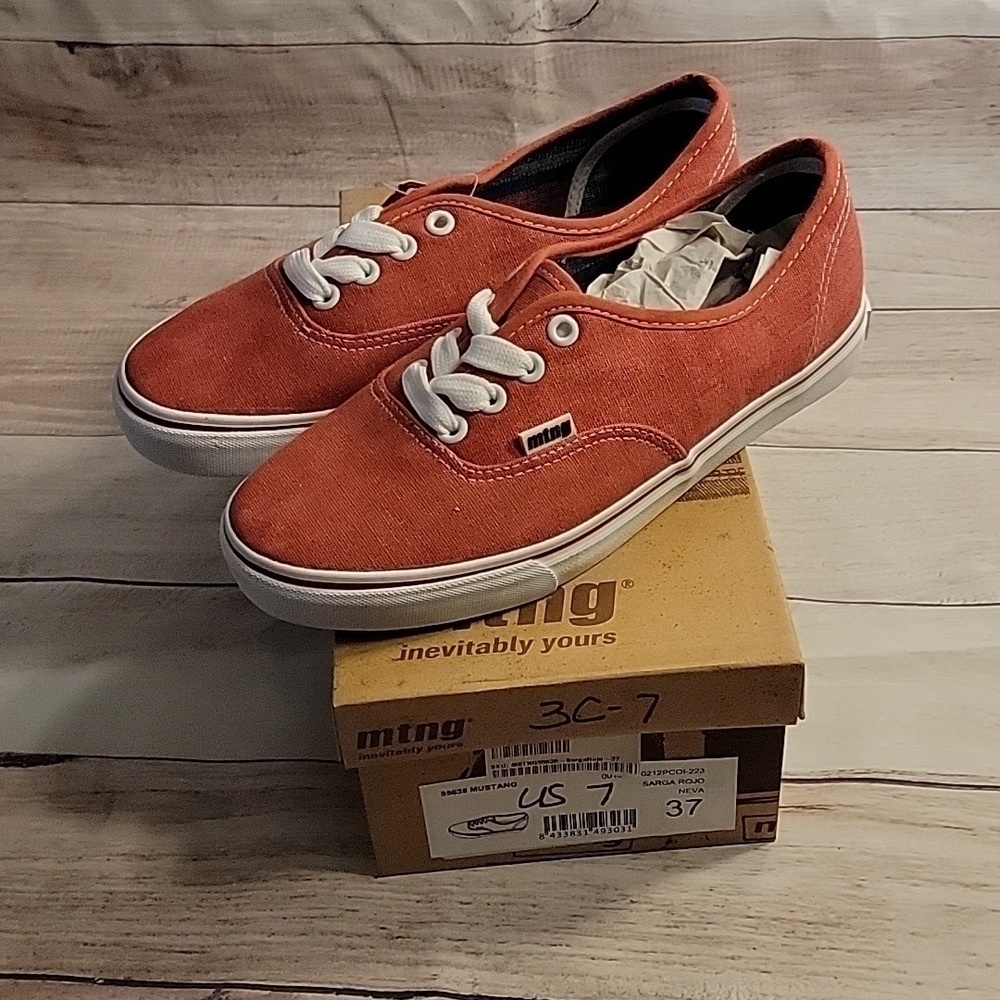 MTNG Mustang Red Canvas Sneakers Size 38 / US Size 7 Women's
